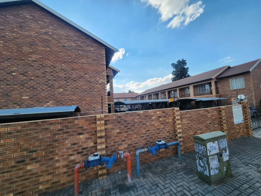 1 Bedroom Property for Sale in Rustenburg Central North West